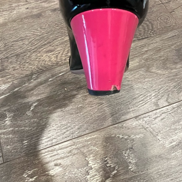 Prada Heels - Picture 2 of 6